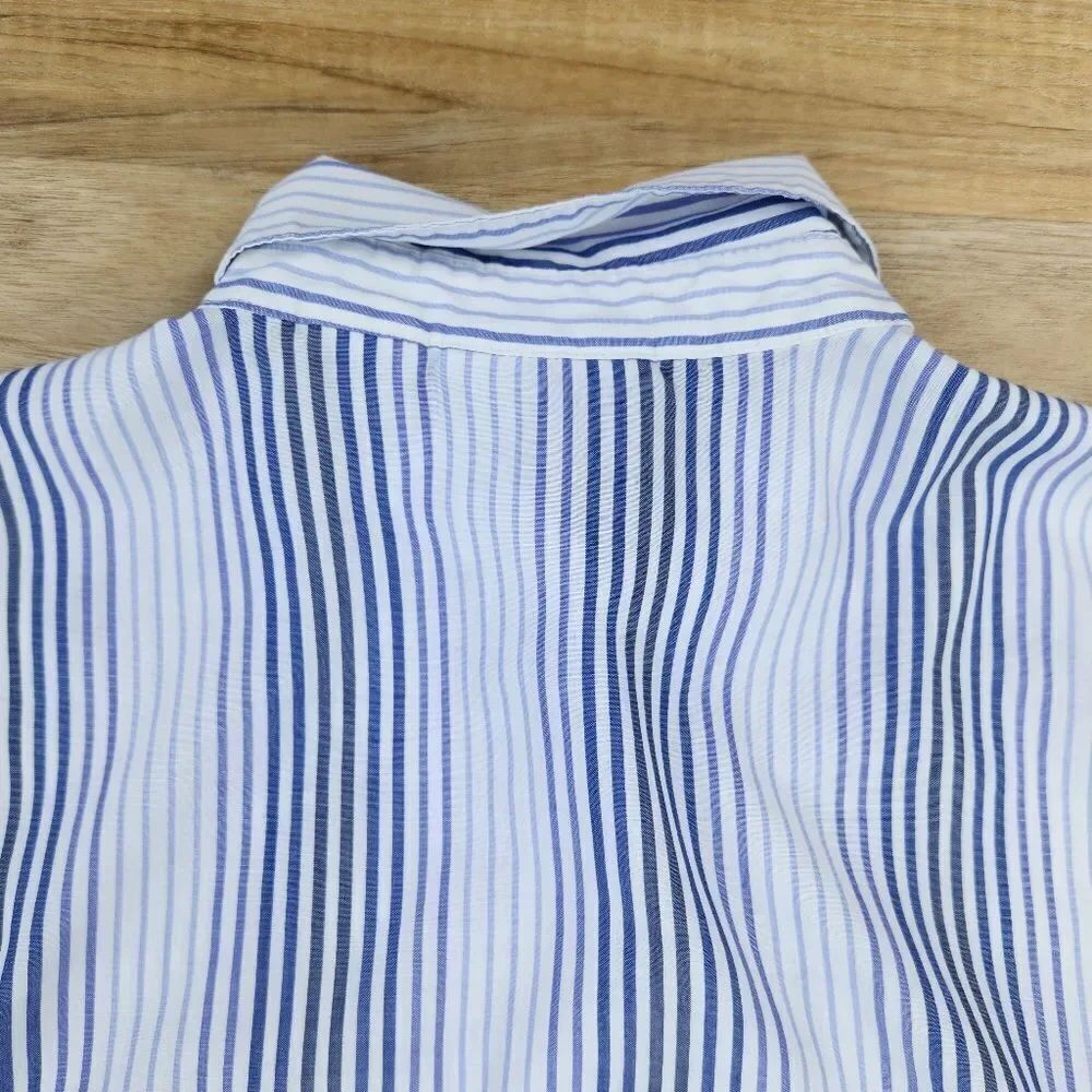 ☔️🔺️Alfred Dunner Pinstripe Embroider Daisy & Butterfly Button Top Size 8 - Picture 6 of 13
